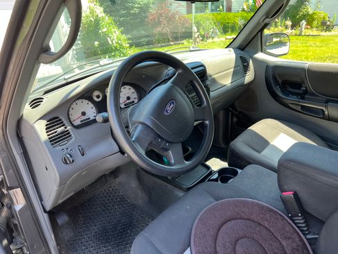 Used 2004 Ford Ranger XL RWD image 10