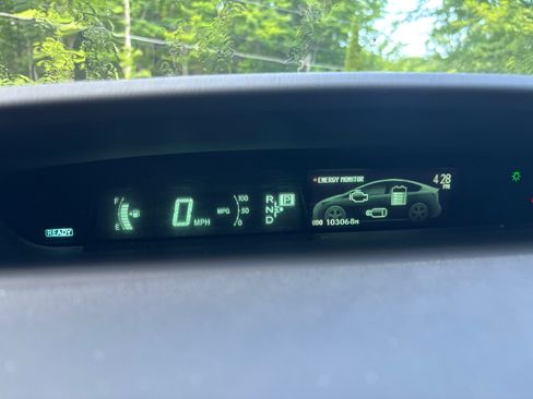 Used 2013 Toyota Prius Two FWD image 5