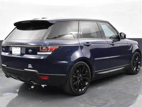Used 2014 Land Rover Range Rover Sport HSE image 4