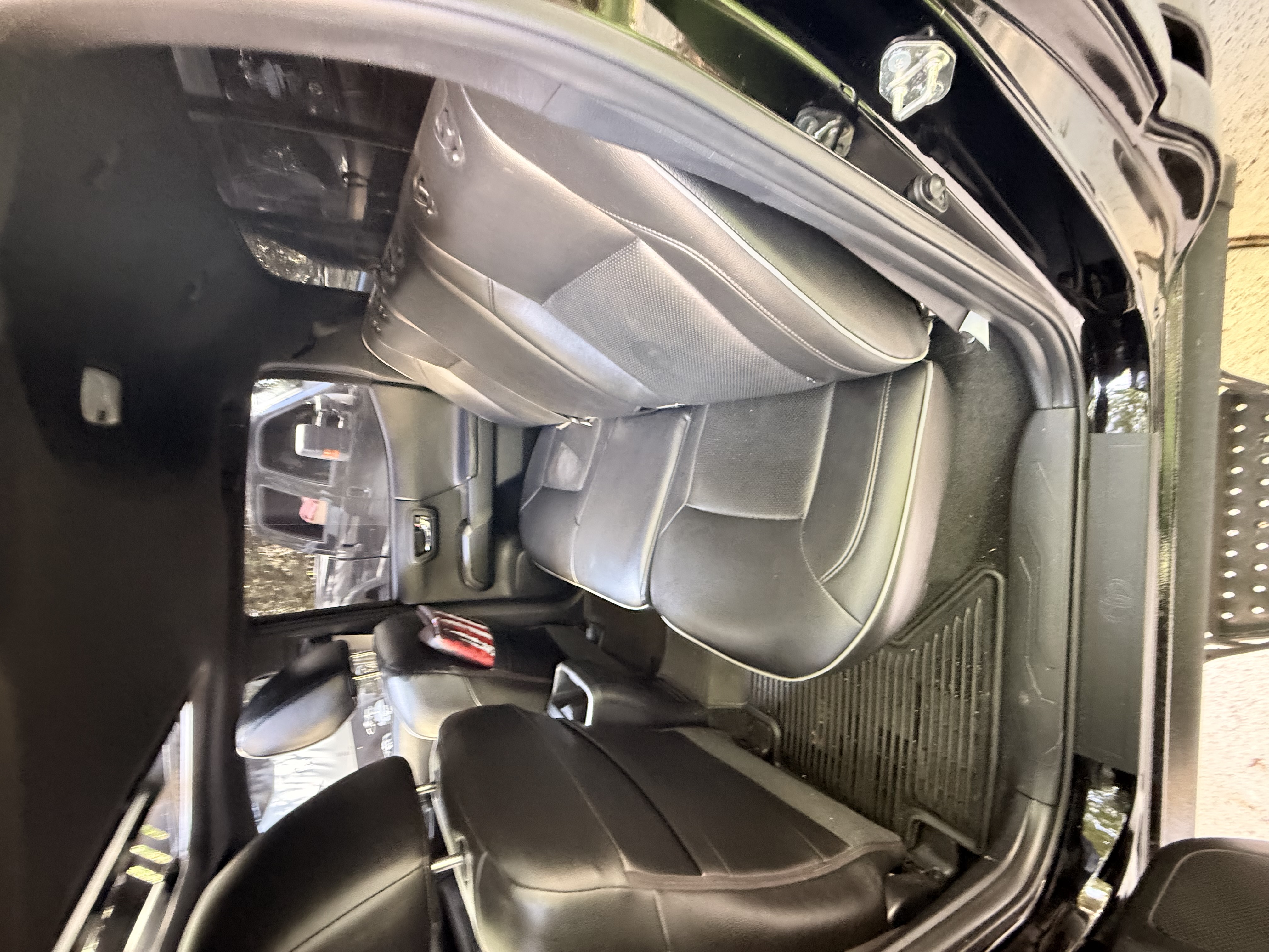 Used 2017 Toyota Tacoma TRD Off-Road w/ Premium & Technology Package AWD/4WD image 14