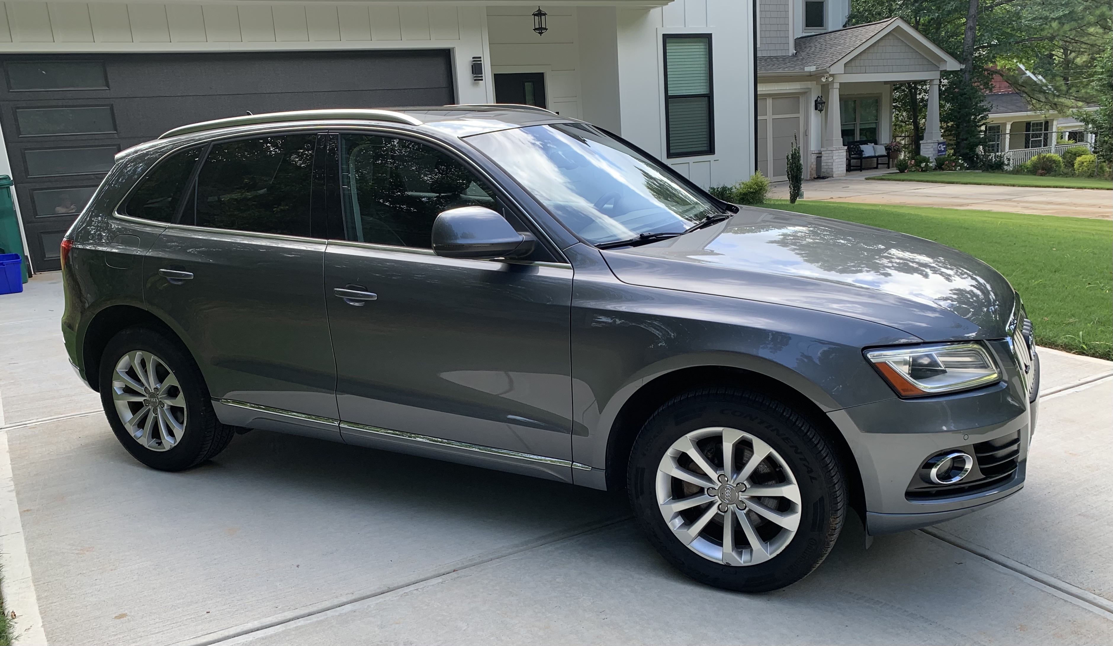 Used 2013 Audi Q5 2.0T Premium Plus w/ Premium Plus Pkg AWD/4WD image 1
