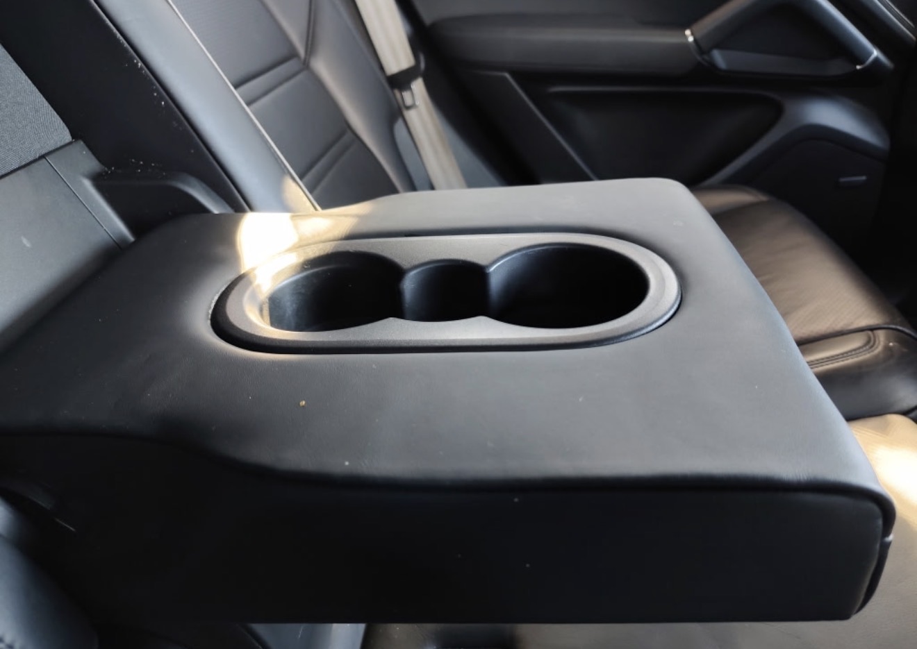 Used 2023 Porsche Cayenne Platinum Edition AWD/4WD image 9