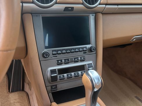 Used 2005 Porsche Boxster S RWD image 21
