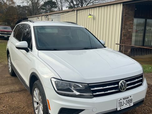 Used 2019 Volkswagen Tiguan SE image 5