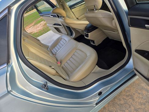 Used 2013 Ford Fusion Energi SE w/ Driver Assist Pkg image 12