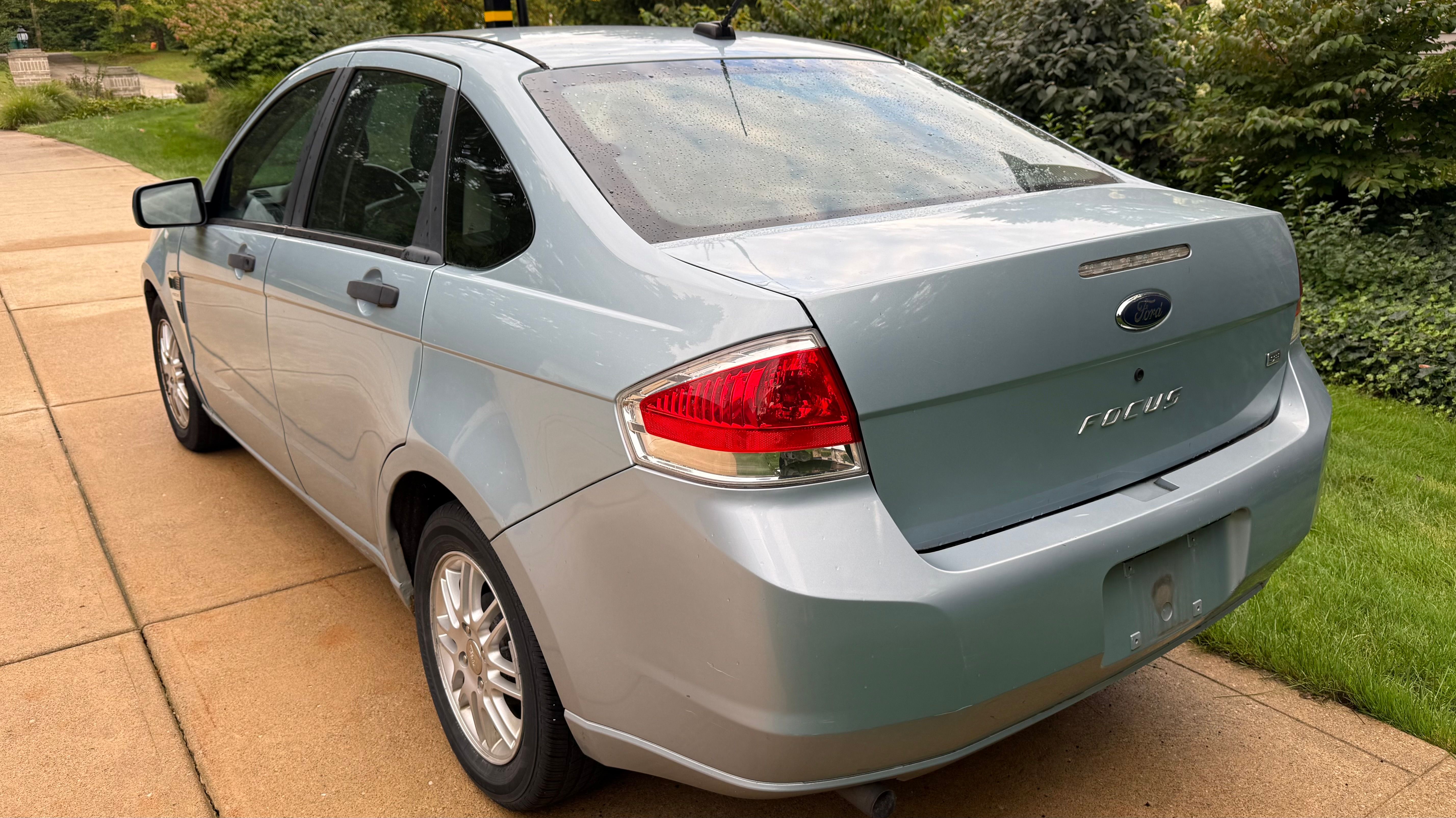 Used 2008 Ford Focus SE FWD image 5