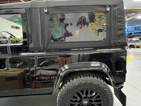 Used 1997 Land Rover Defender 90 image 16