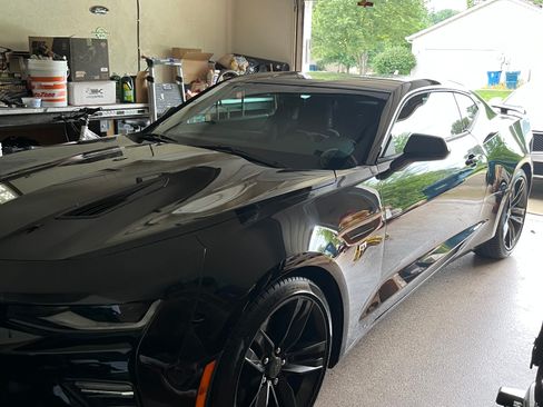 Used 2018 Chevrolet Camaro SS RWD image 1