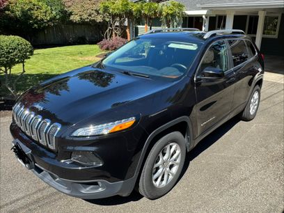 Used 2016 Jeep Cherokee Latitude w/ Cold Weather Group
