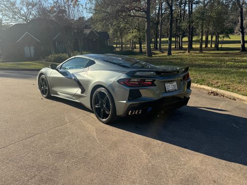 Used 2023 Chevrolet Corvette Stingray Premium Cpe w/ Z51 Performance Package image 26