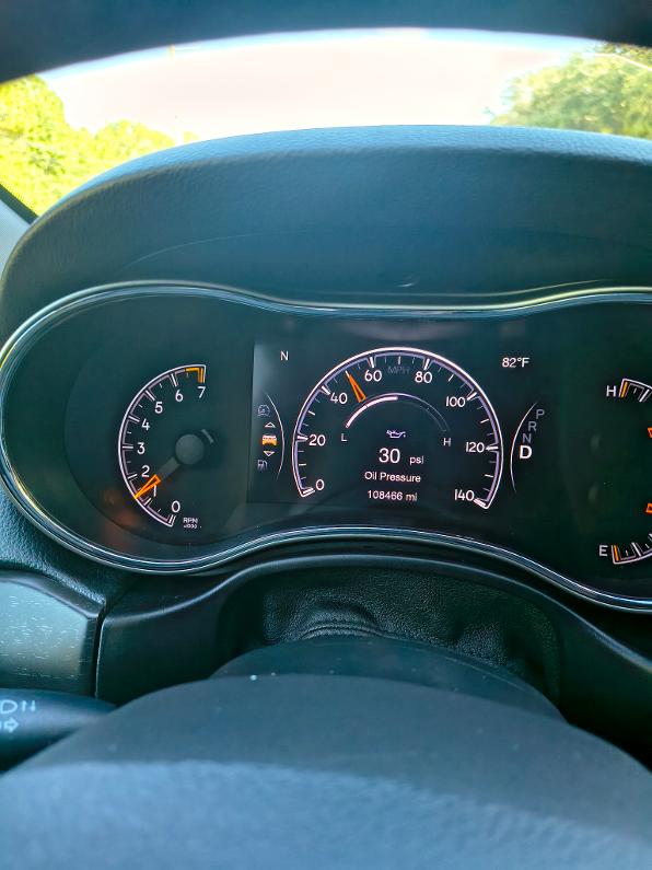 Used 2018 Jeep Grand Cherokee Laredo RWD image 23