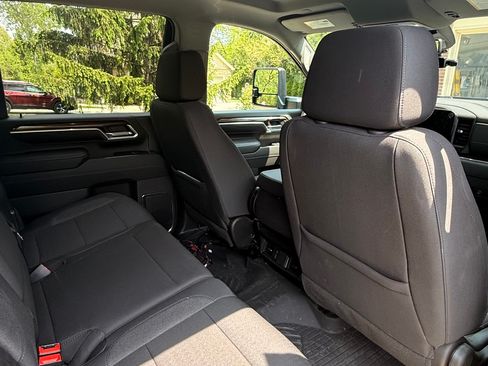 Used 2024 Chevrolet Silverado 2500 LT w/ All Star Edition AWD/4WD image 19