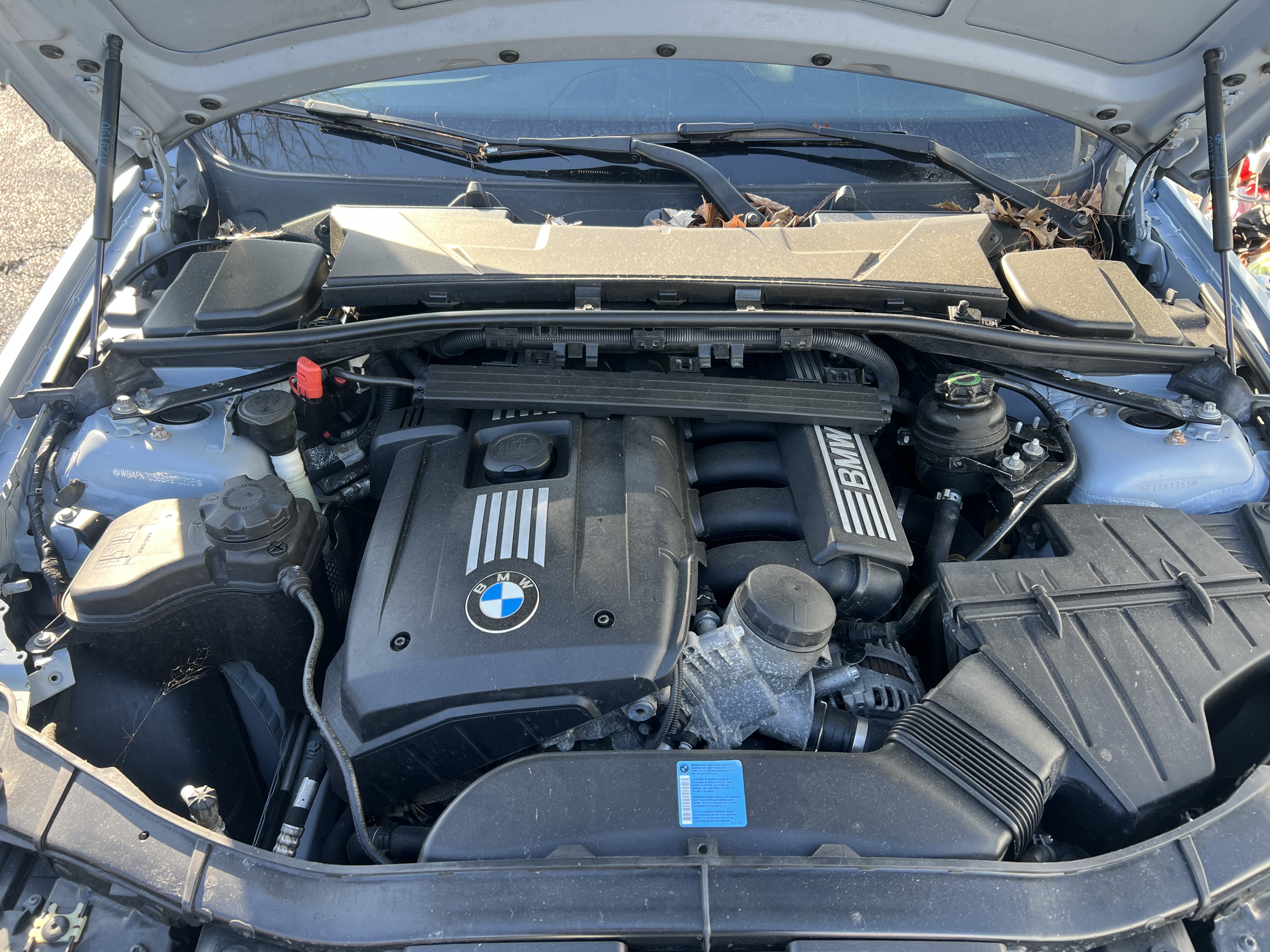 Used 2011 BMW 328i xDrive Sedan AWD/4WD image 14