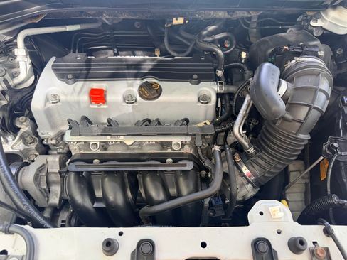 Used 2012 Honda CR-V LX image 9