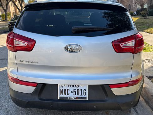 Used 2011 Kia Sportage LX w/ Convenience Pkg image 5