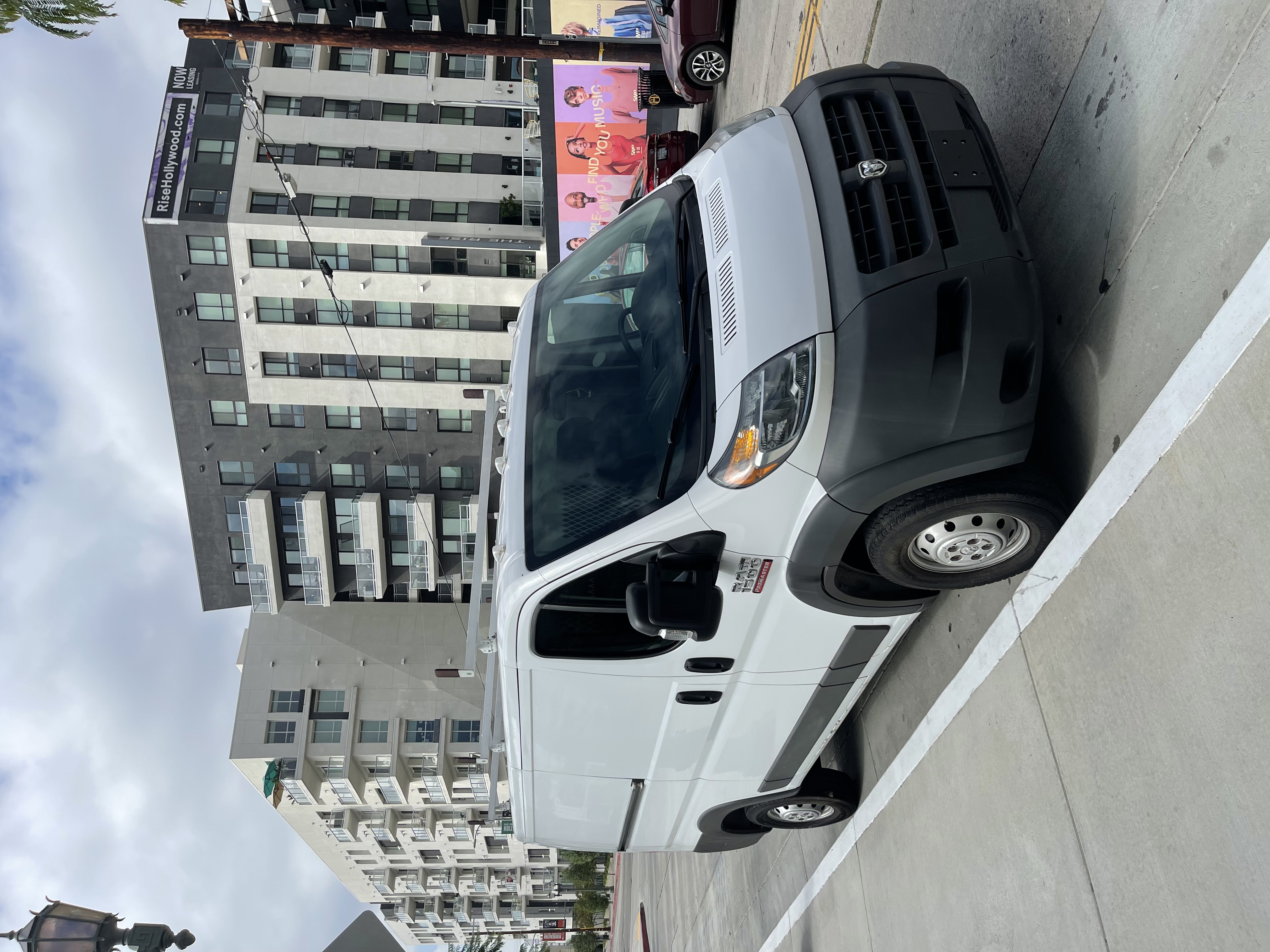 Used 2017 RAM ProMaster 1500 FWD image 1