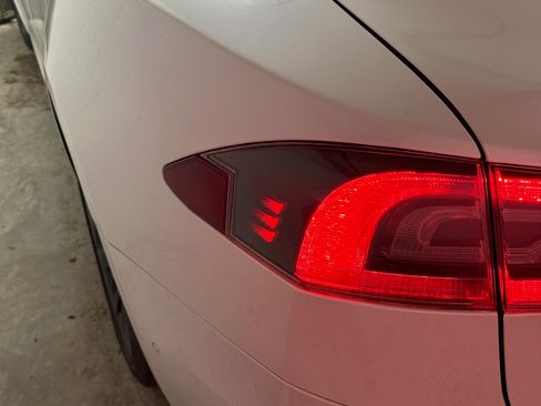 Used 2019 Tesla Model S 75D image 5