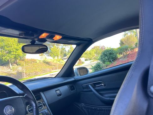 Used 2003 Mercedes-Benz SLK 32 AMG image 27