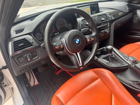 Used 2016 BMW M3 RWD image 9