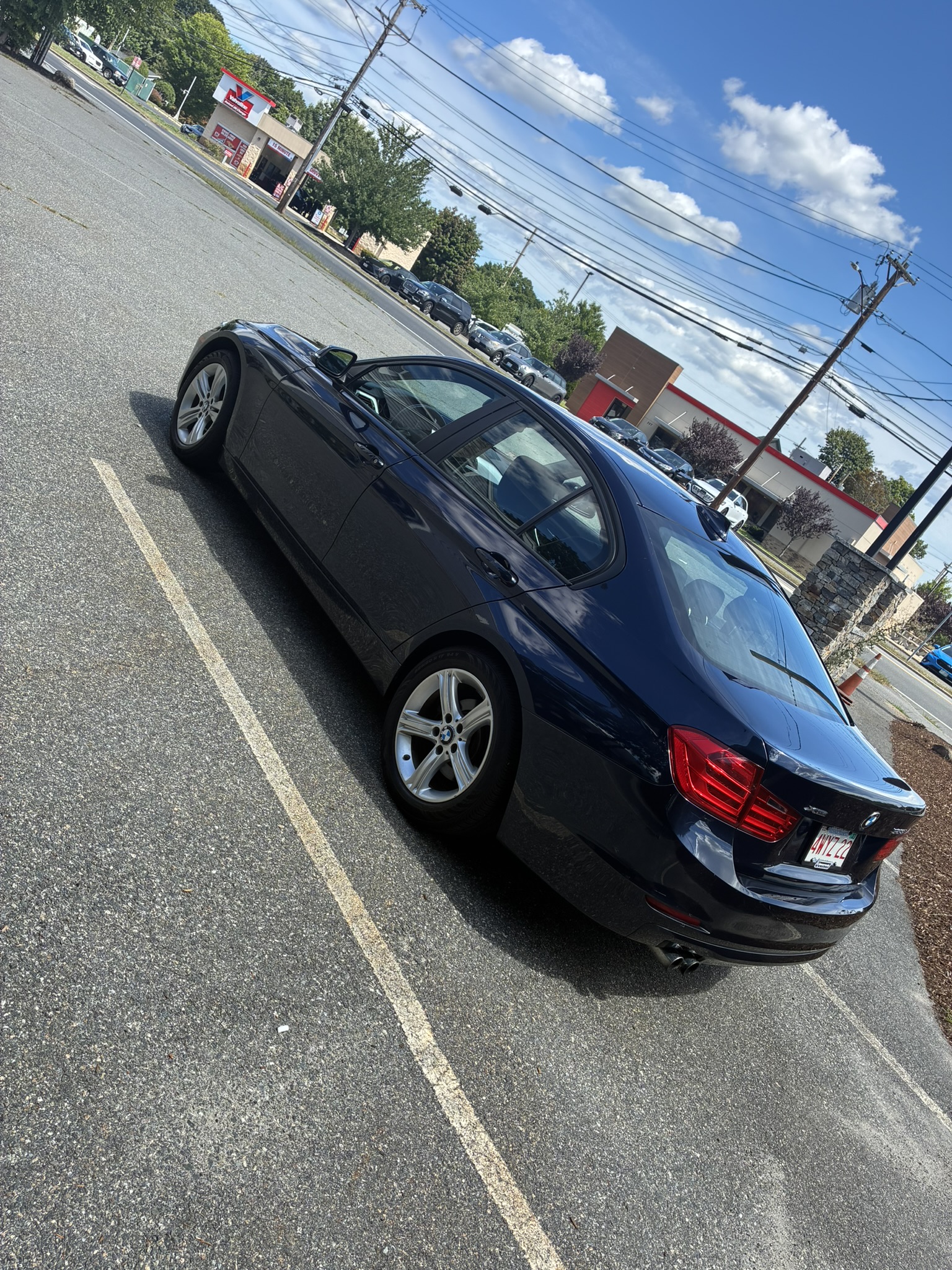 Used 2013 BMW 328i xDrive Sedan AWD/4WD image 4