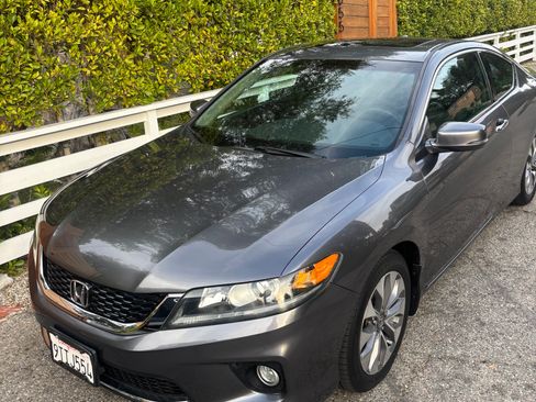 Used 2013 Honda Accord EX-L image 2