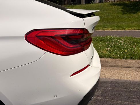 Used 2019 BMW 640i Gran Turismo xDrive w/ M Sport Package AWD/4WD image 2