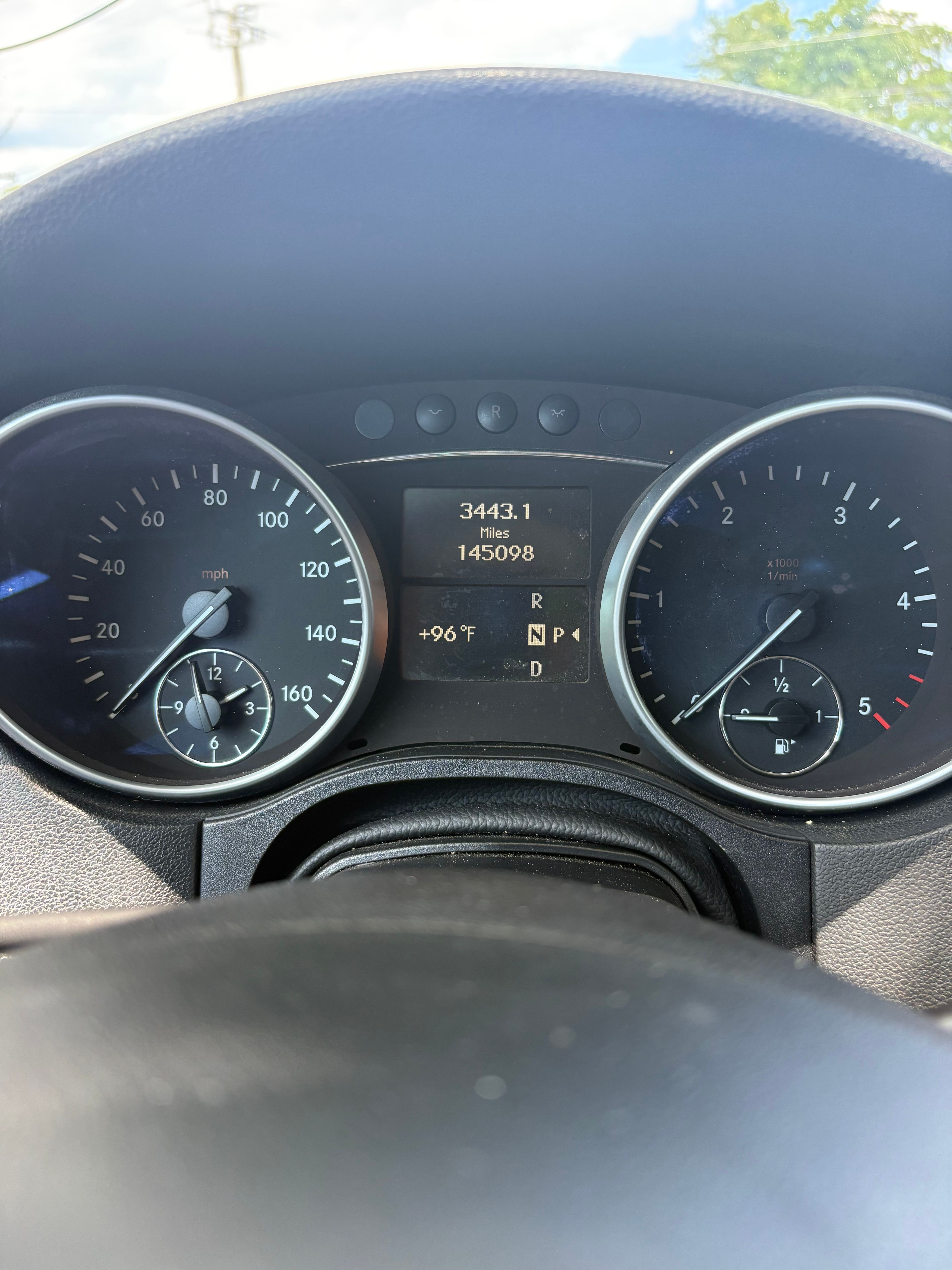 Used 2009 Mercedes-Benz ML 320 BlueTEC 4MATIC image 17