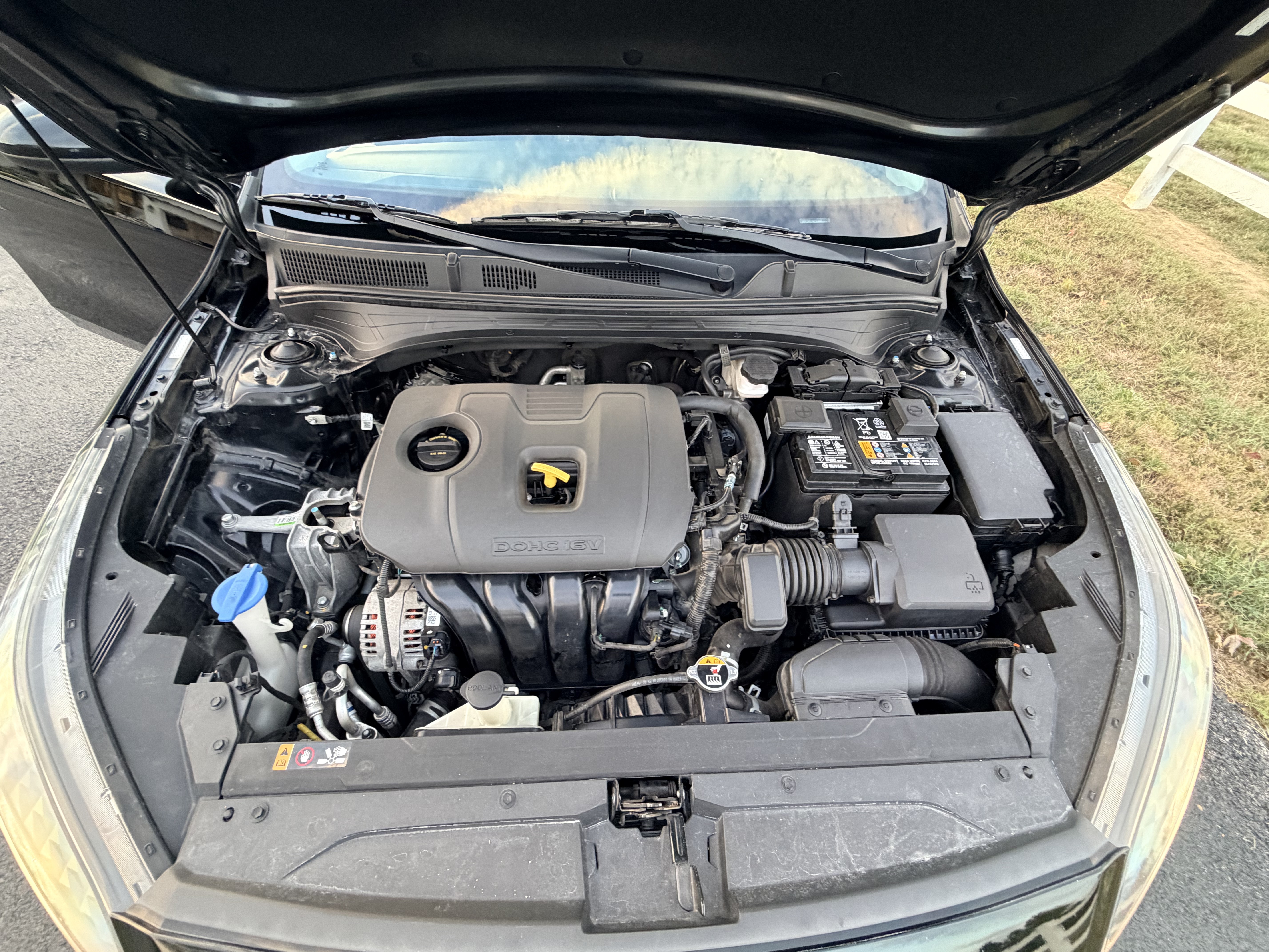 Used 2022 Kia Forte LXS FWD image 16