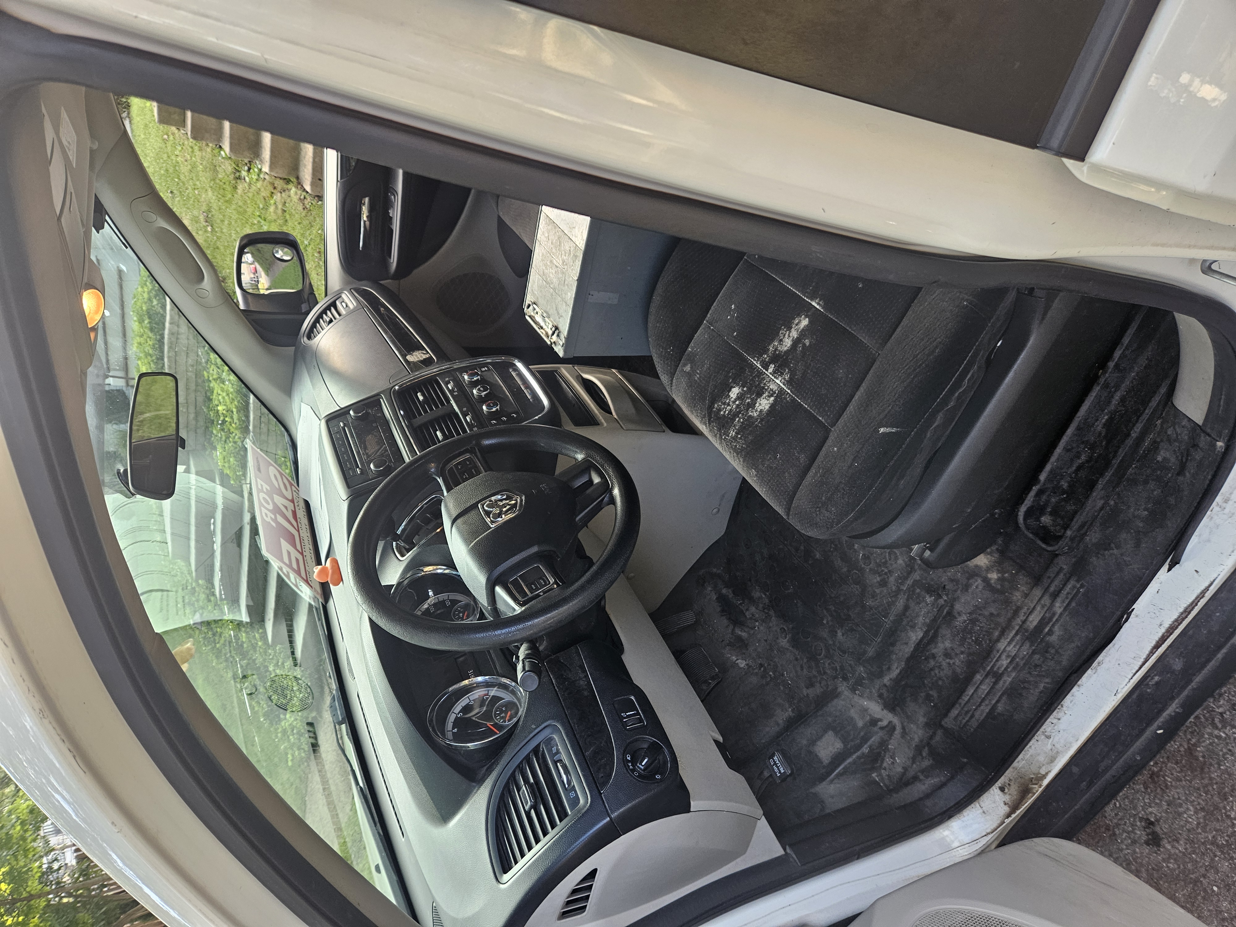 Used 2012 RAM C/V FWD image 8