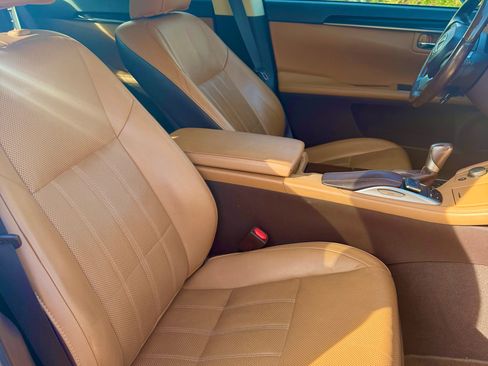 Used 2018 Lexus ES 350 image 2