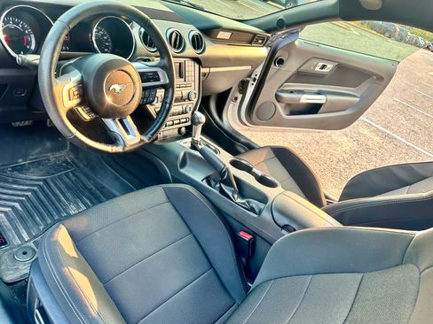 Used 2016 Ford Mustang Coupe w/ Equipment Group 051A RWD image 13