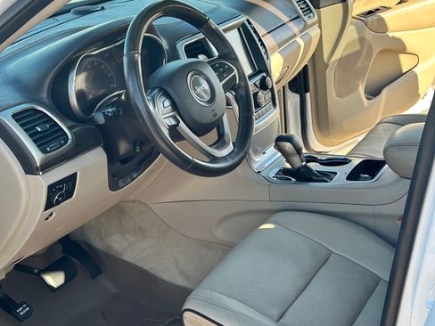 Used 2016 Jeep Grand Cherokee Overland image 16