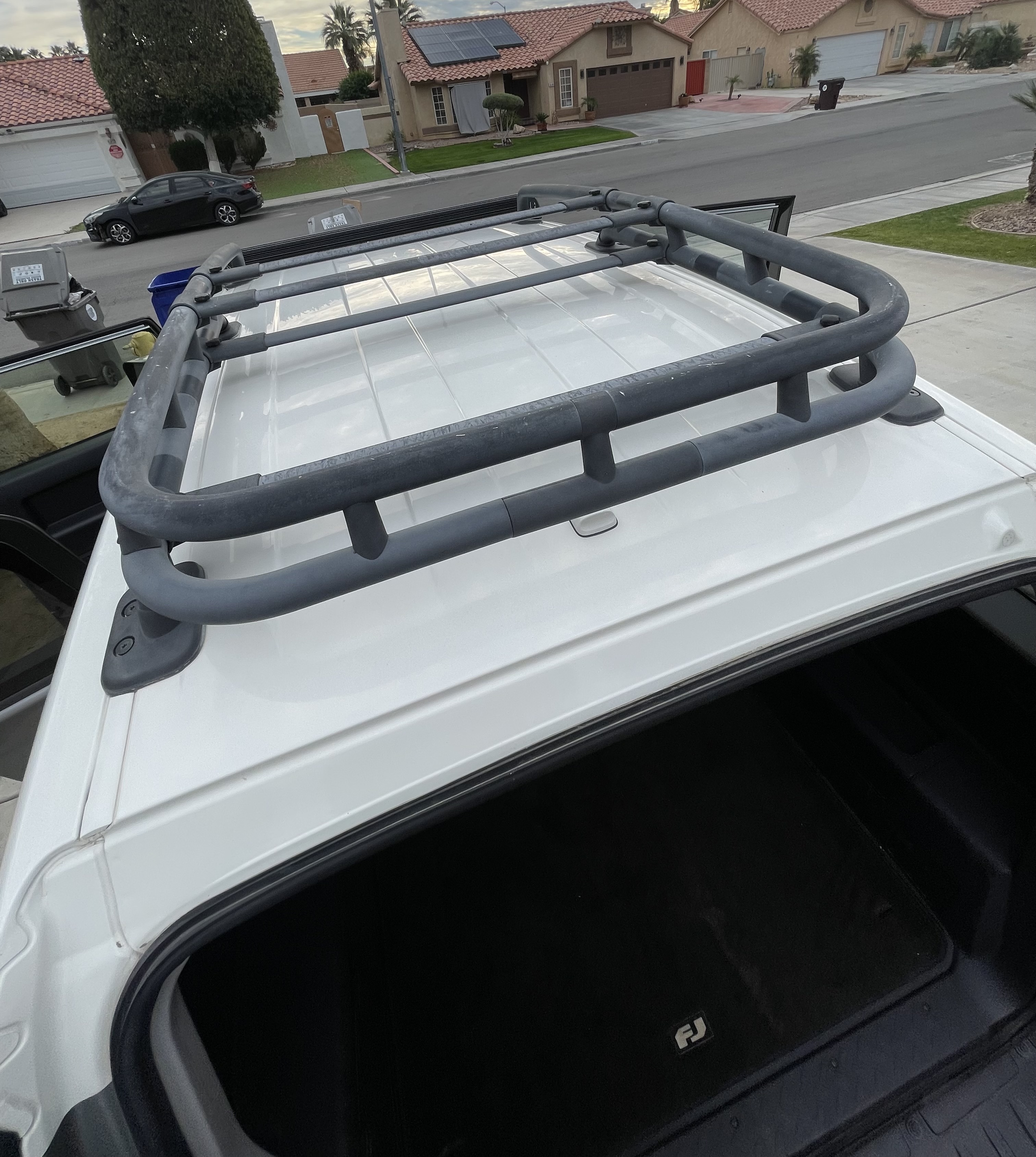 Used 2012 Toyota FJ Cruiser 4WD w/ Convenience Pkg image 12