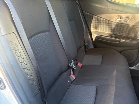 Used 2019 Toyota C-HR XLE FWD image 15