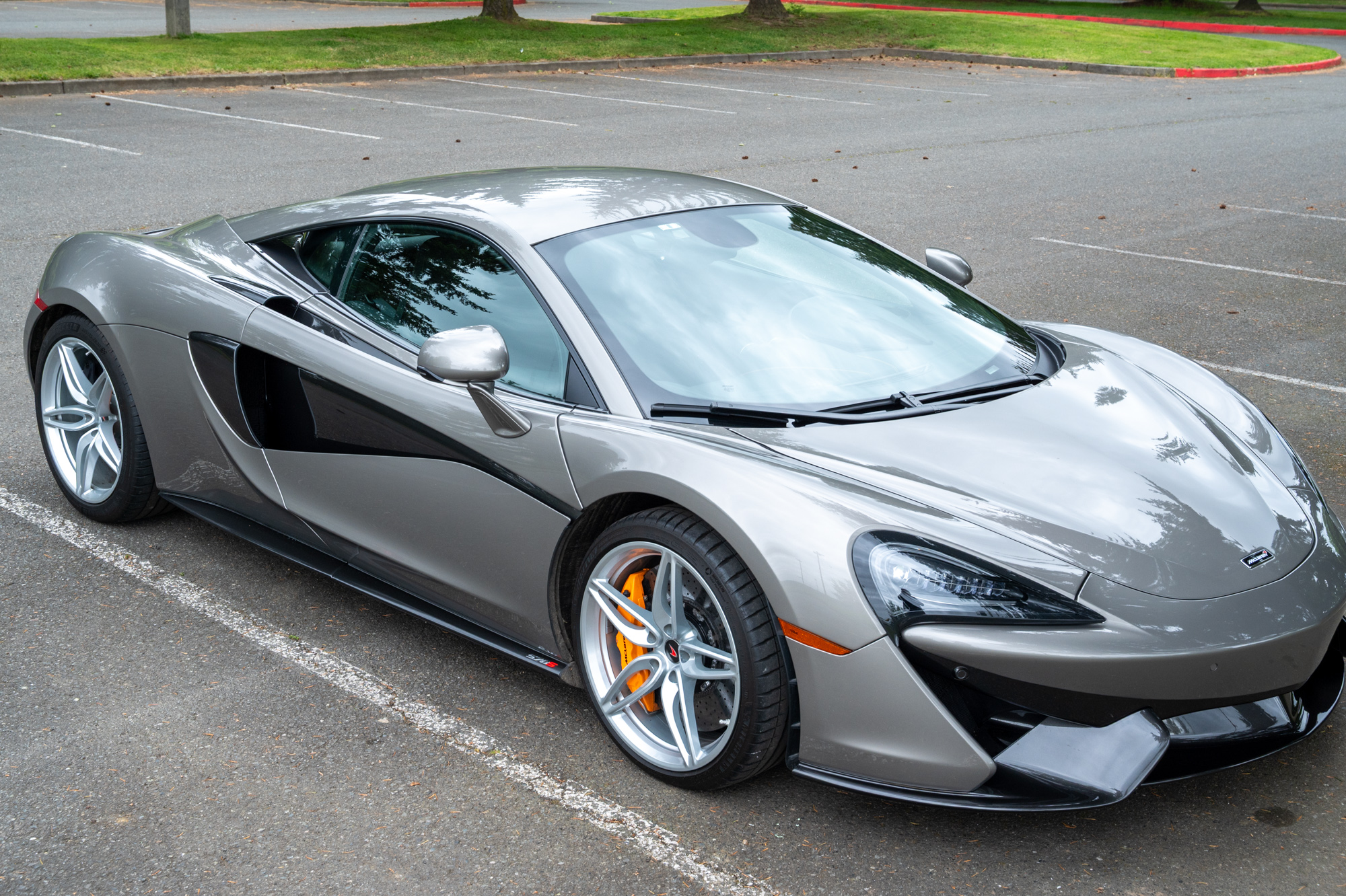Used 2017 McLaren 570S Coupe RWD image 11