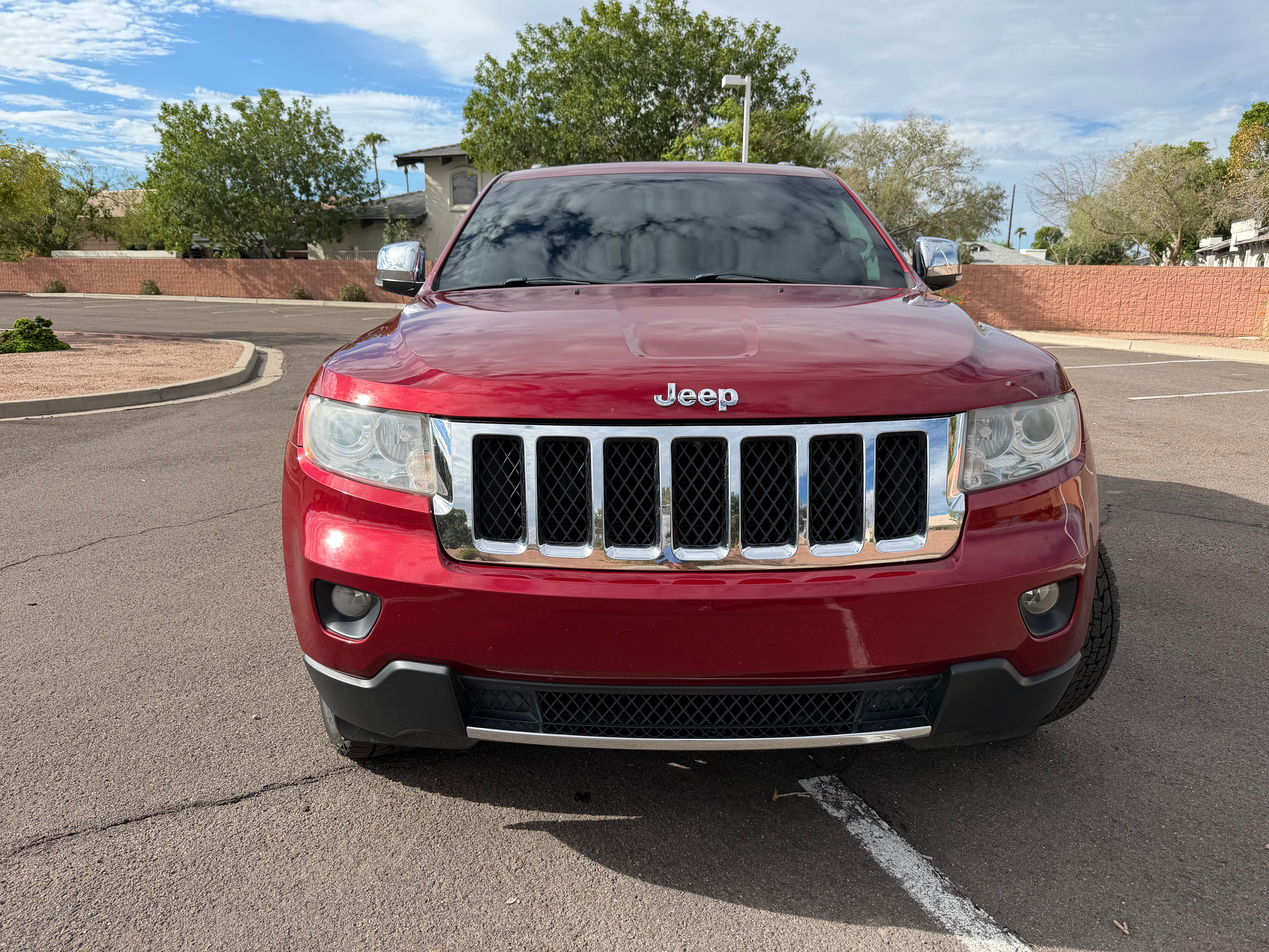 Used 2012 Jeep Grand Cherokee Overland AWD/4WD image 11
