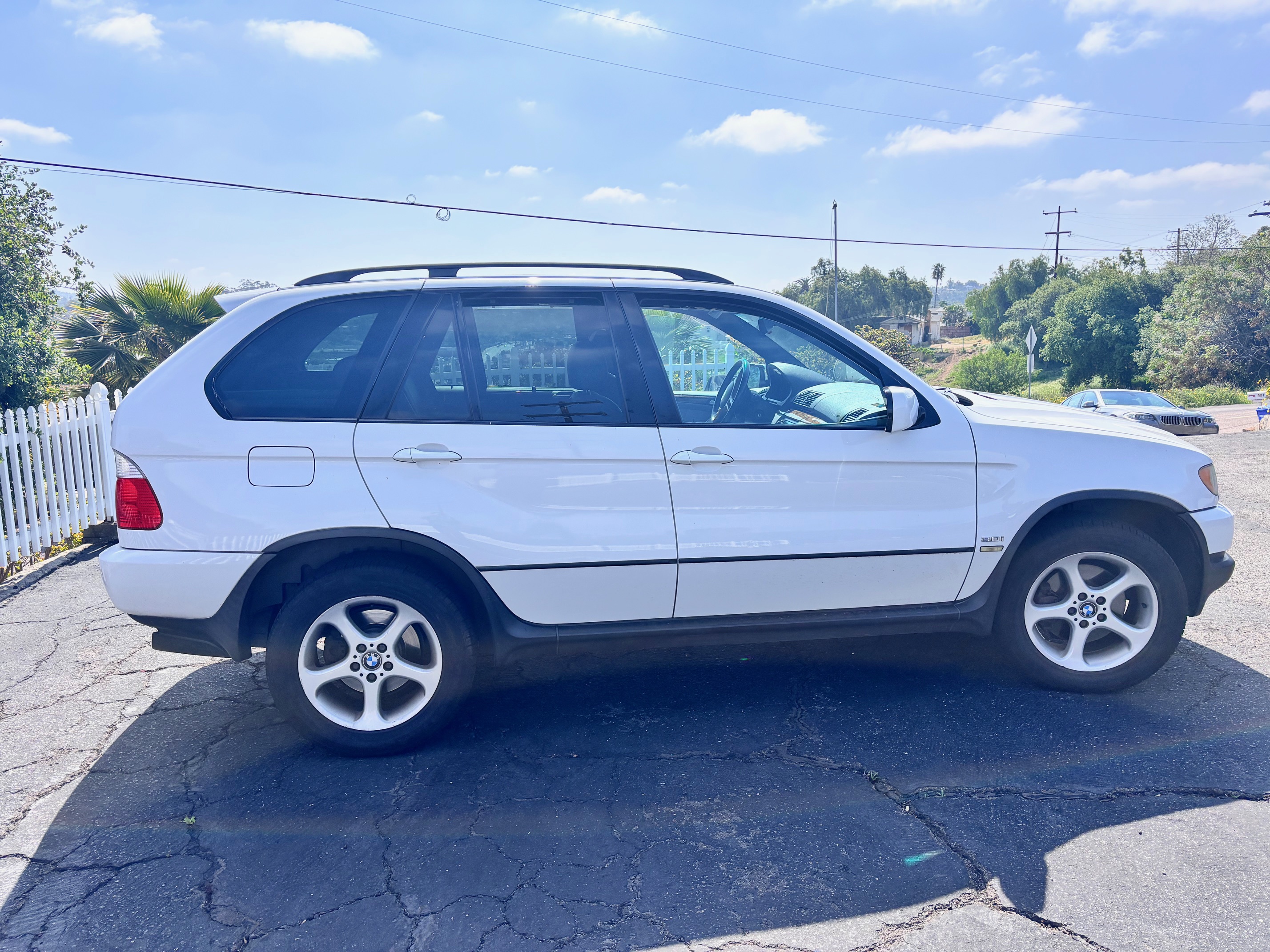 Used 2002 BMW X5 3.0i AWD/4WD image 4