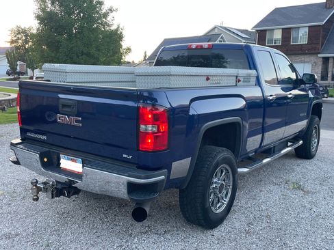 Used 2015 GMC Sierra 2500 SLT w/ Driver Alert Package image 8
