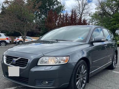 Used 2010 Volvo V50 2.4i FWD image 5