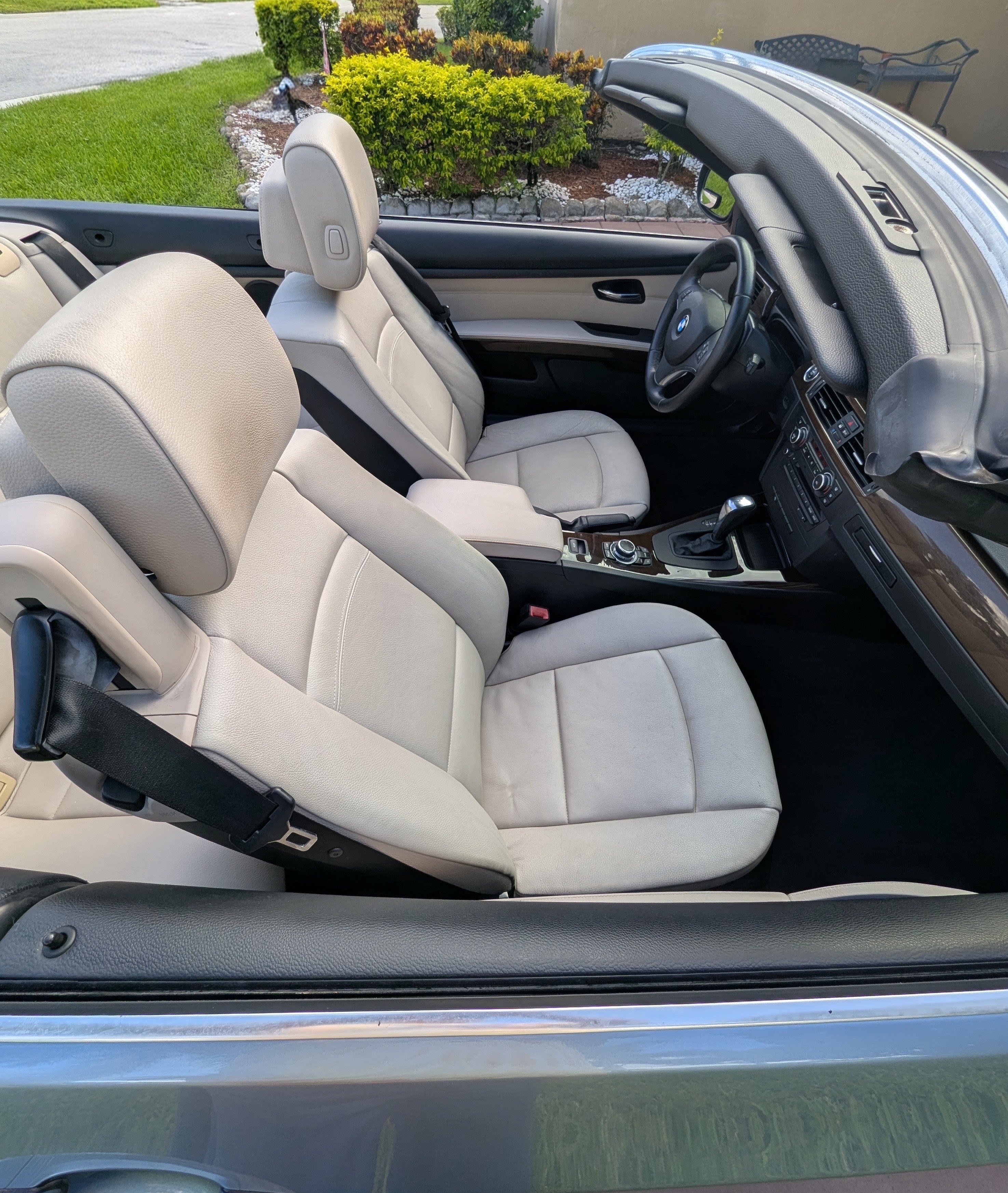 Used 2012 BMW 328i Convertible RWD image 12