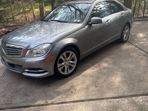 Used 2013 Mercedes-Benz C 300 4MATIC Sedan image 14