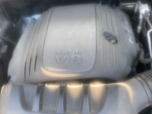 Used 2014 Jeep Grand Cherokee Overland w/ Advanced Technology Group image 10