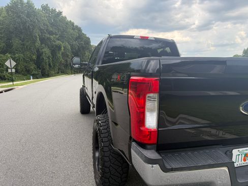 Used 2018 Ford F250 XLT AWD/4WD image 6