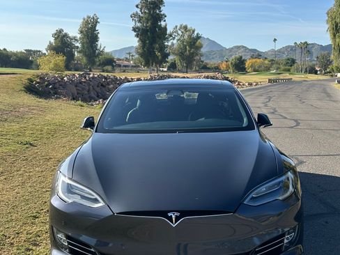 Used 2018 Tesla Model S P100D image 2