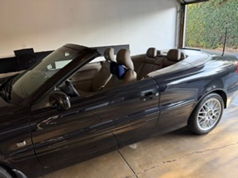 Used 2004 Volvo C70 HT FWD image 12