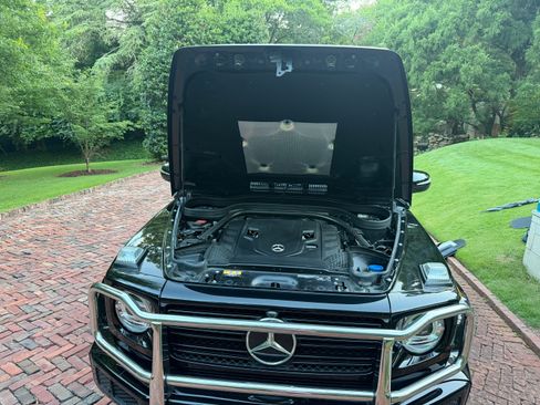 Used 2021 Mercedes-Benz G 550 image 2