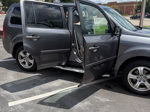 Used 2015 Honda Pilot EX image 17