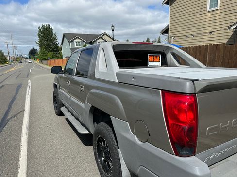 Used 2002 Chevrolet Avalanche 2500 RWD image 11