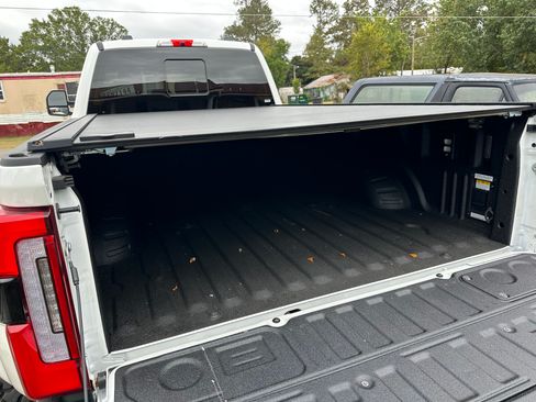 Used 2024 Ford F450 Limited w/ FX4 Off-Road Package image 15