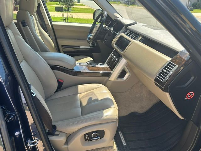 Used 2017 Land Rover Range Rover Supercharged AWD/4WD image 20